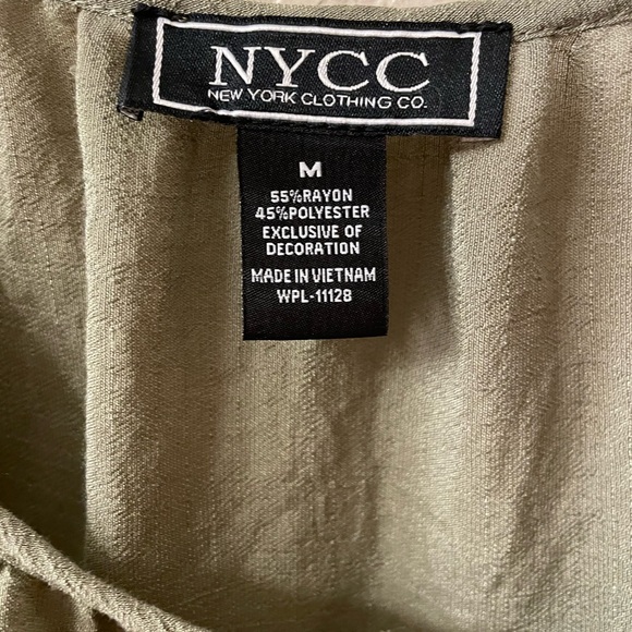 NYCC- Olive green top with embroidery size medium - Picture 5 of 5